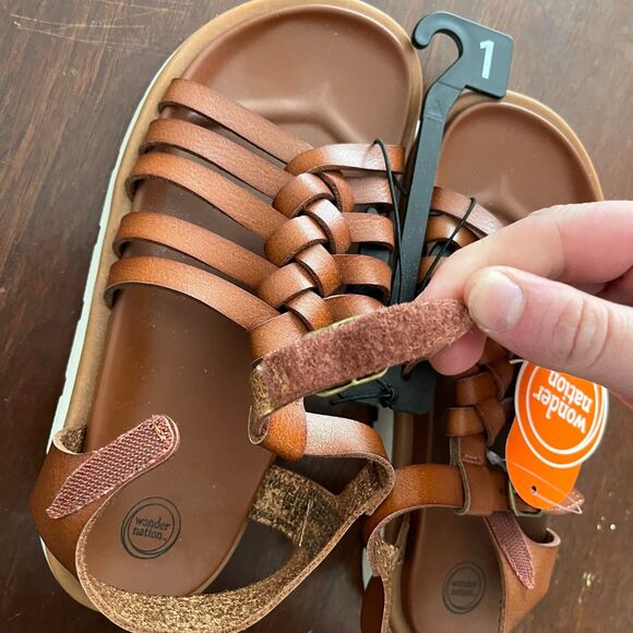 Wonder Nation Girl Brown Sandals 1 Comfort Footbed Leather Buckle Snap Strap NWT - Picture 2 of 6